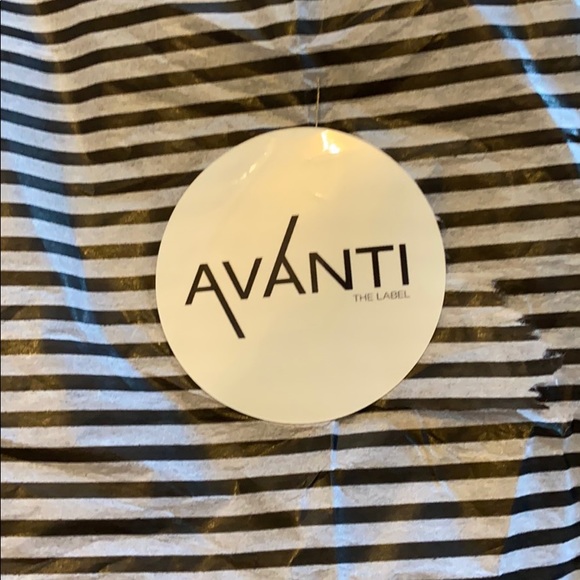 Crotchet Pant Set - Picture 3 of 8